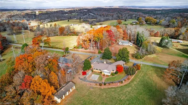 $598,000 | 950 Dodson Mill Road, Pilot Mountain, NC 27041