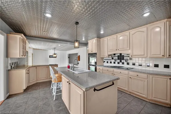 $598,000 | 950 Dodson Mill Road, Pilot Mountain, NC 27041