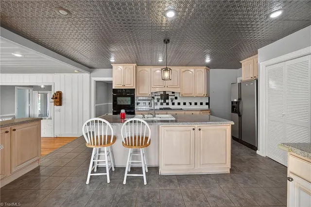 $645,000 | 950 Dodson Mill Road, Pilot Mountain, NC 27041