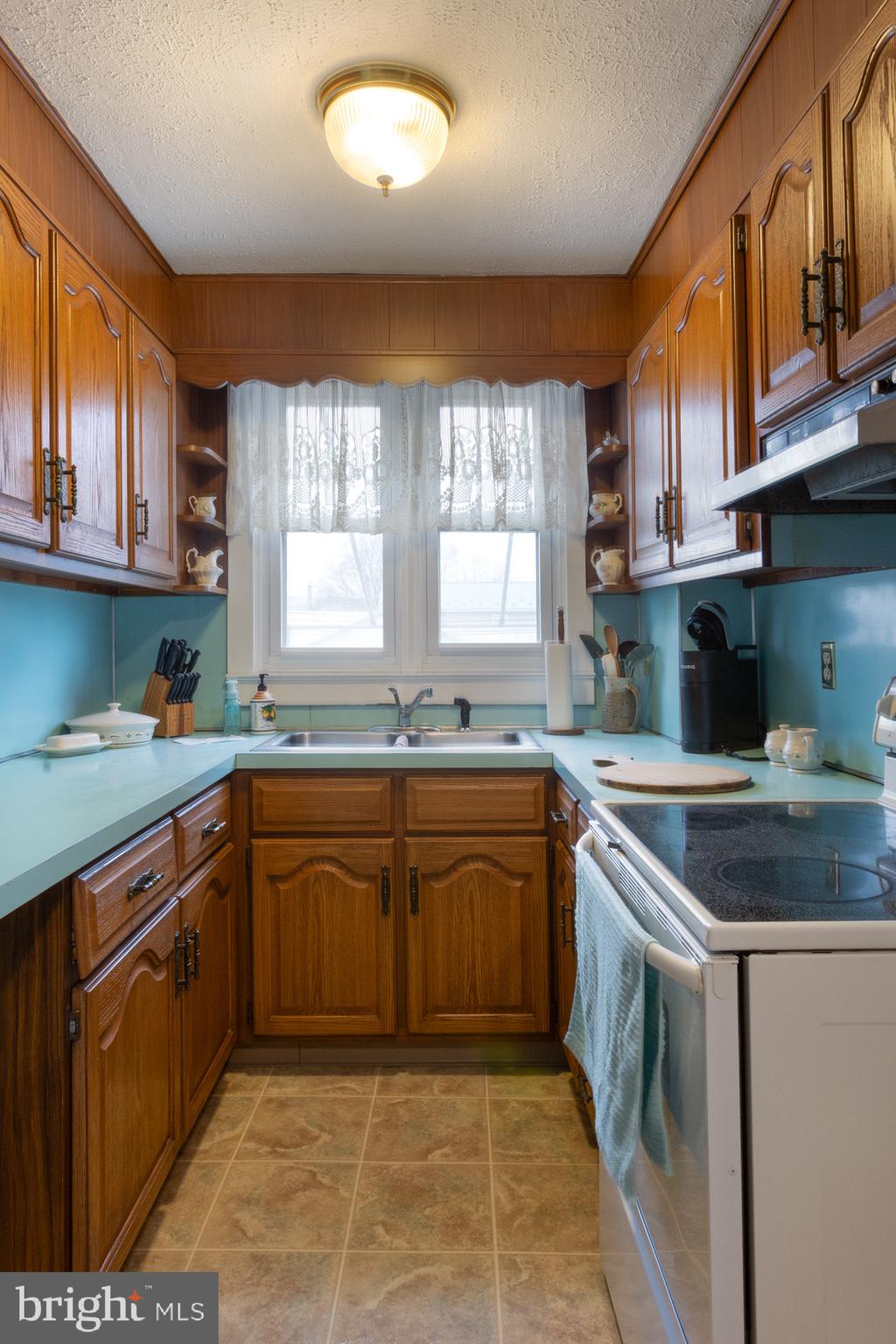 229 Normal Avenue Kutztown, PA 19530 - Photo 12 of 21 Gallery Image 12