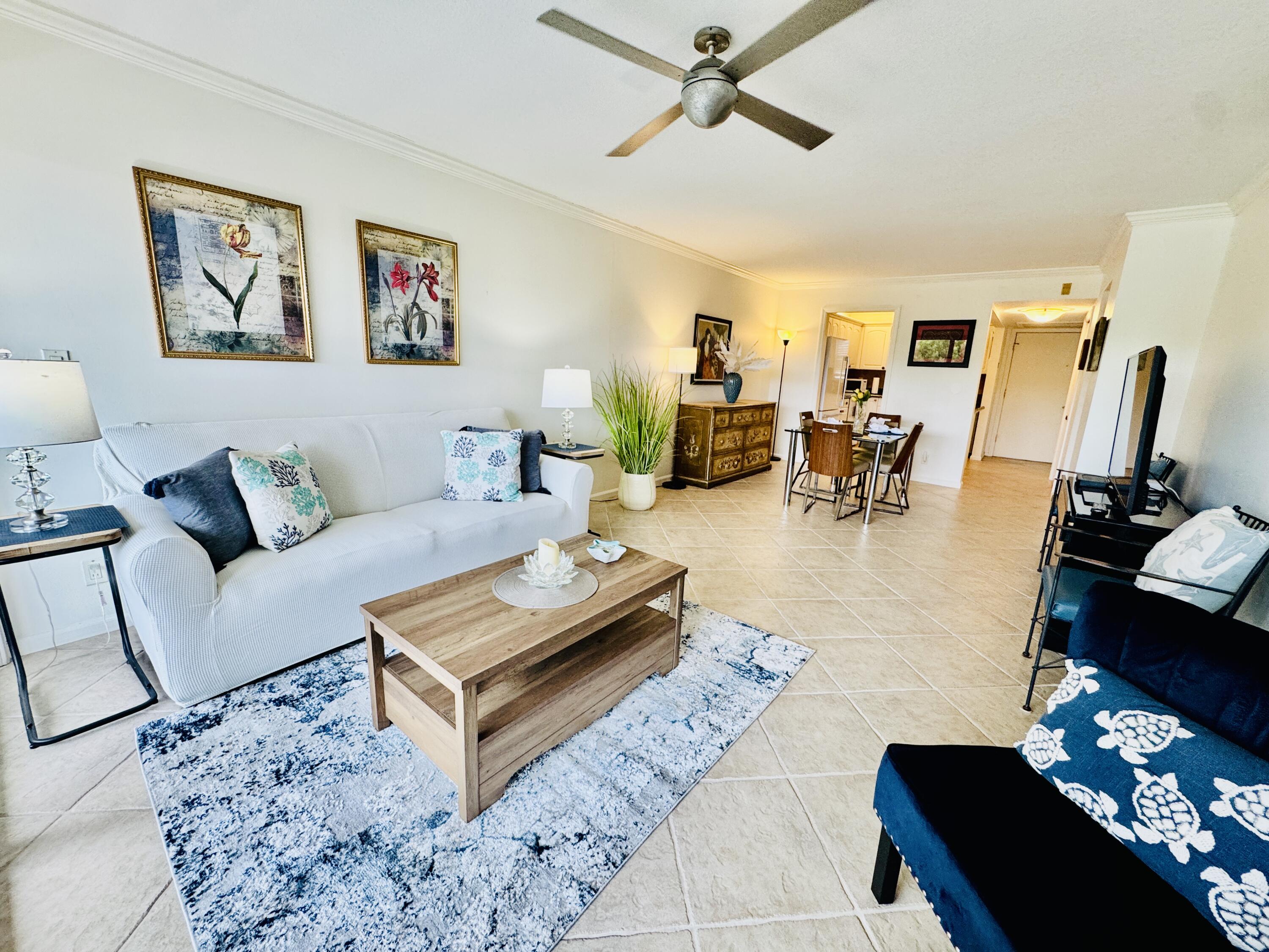 773 Jeffery Street, Unit 4304 Boca Raton, FL 33487 - Photo 5 of 25 IMG_6896