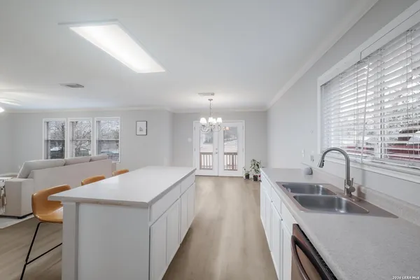 $2,875 | 834 Quitman Oak, San Antonio, TX 78258