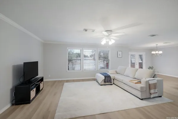 $2,875 | 834 Quitman Oak, San Antonio, TX 78258