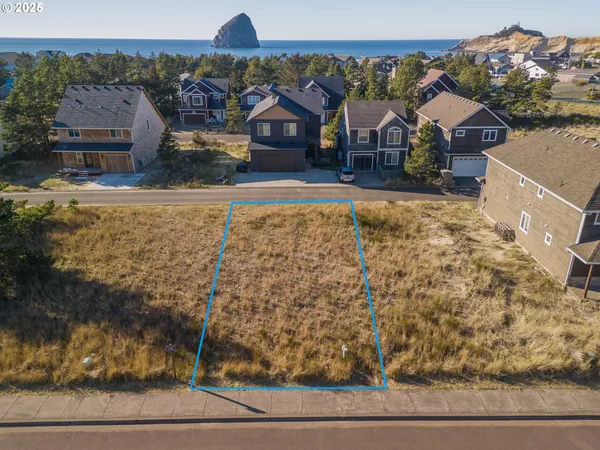 $149,950 | Dory Pointe Loop, Unit TL8100, Pacific City, OR 97135