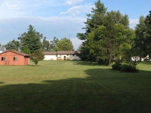11449 North Belsay Road Clio, MI 48420 - Photo 8 of 37 20420371-7.JPG