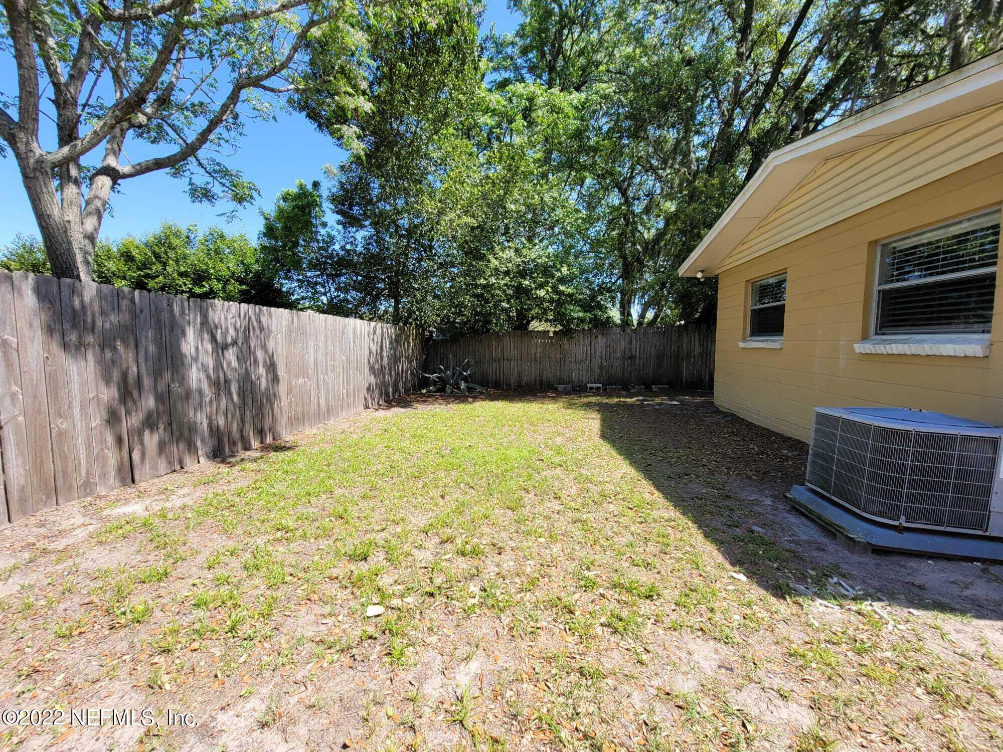 7371 Wheat Road Jacksonville, FL 32244 - Photo 11 of 28 Fenced backyard