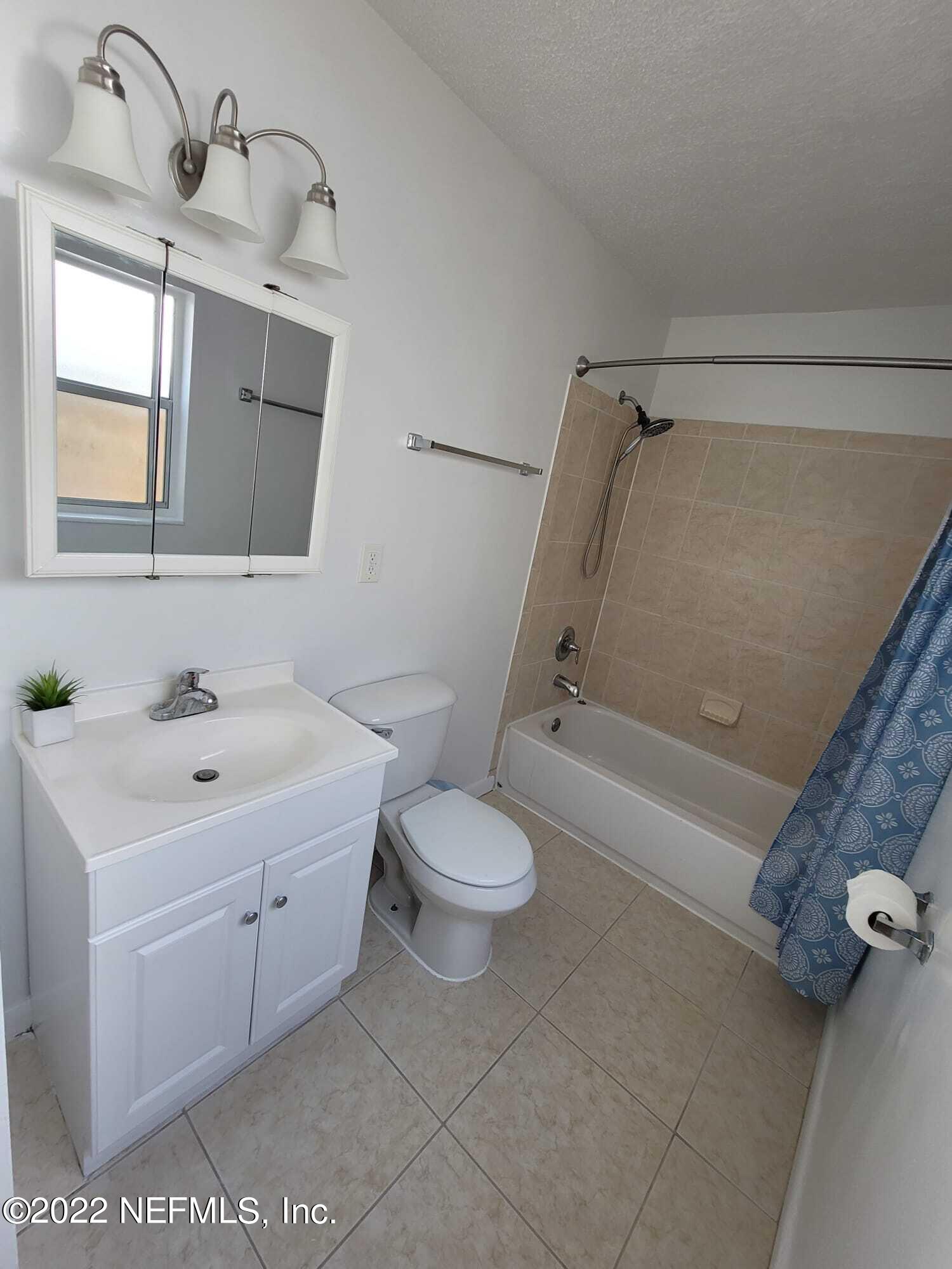 7371 Wheat Road Jacksonville, FL 32244 - Photo 21 of 28 Master bathroom
