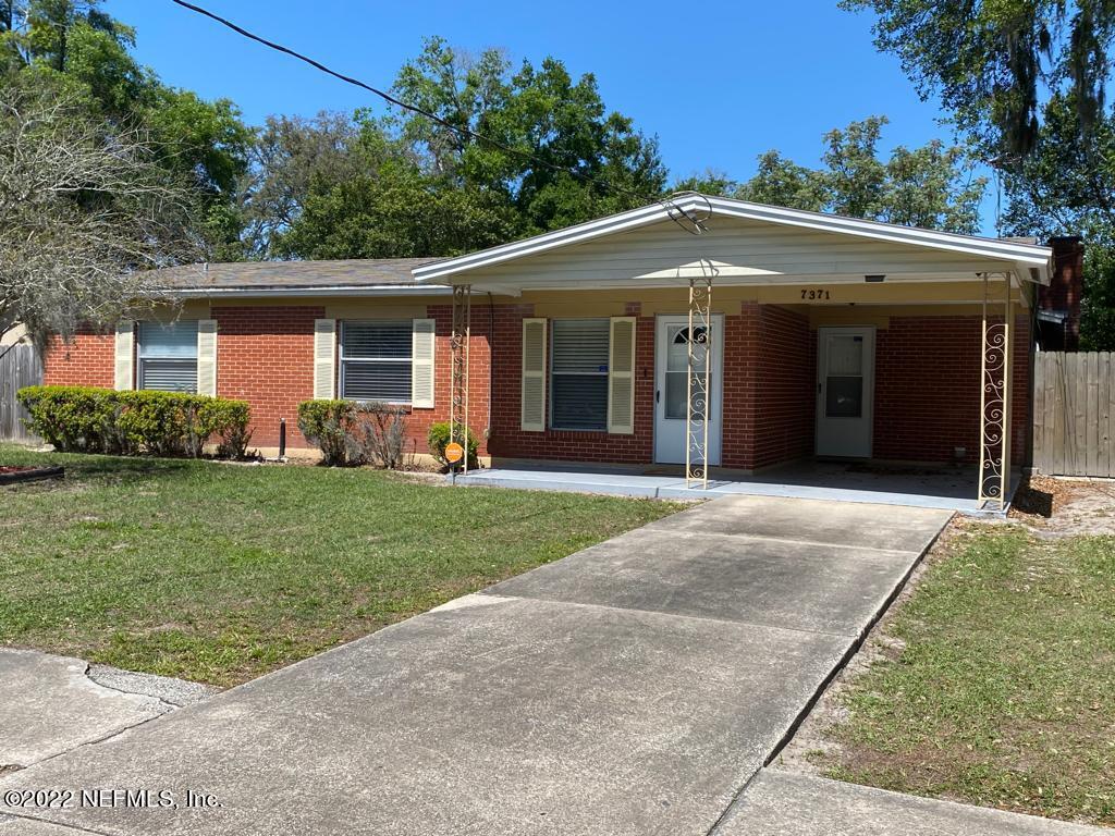 7371 Wheat Road Jacksonville, FL 32244 - Photo 7 of 28 Front/Carport