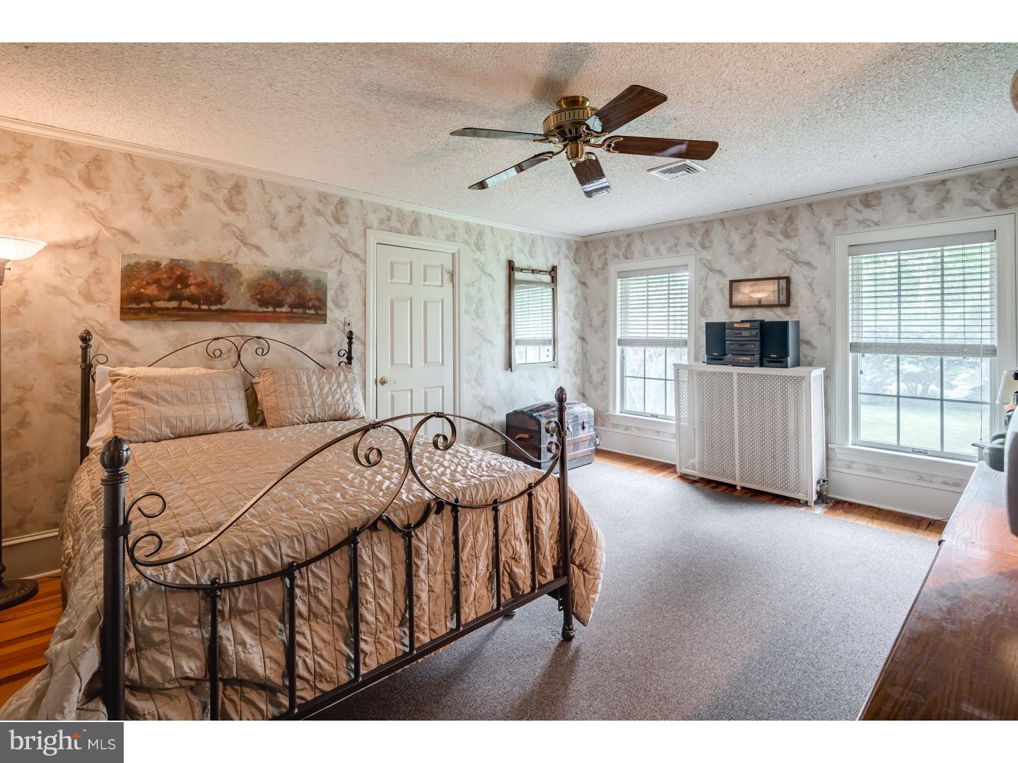 612 Warwick Road Barrington, NJ 08033 - Photo 16 of 25 Bedroom 2