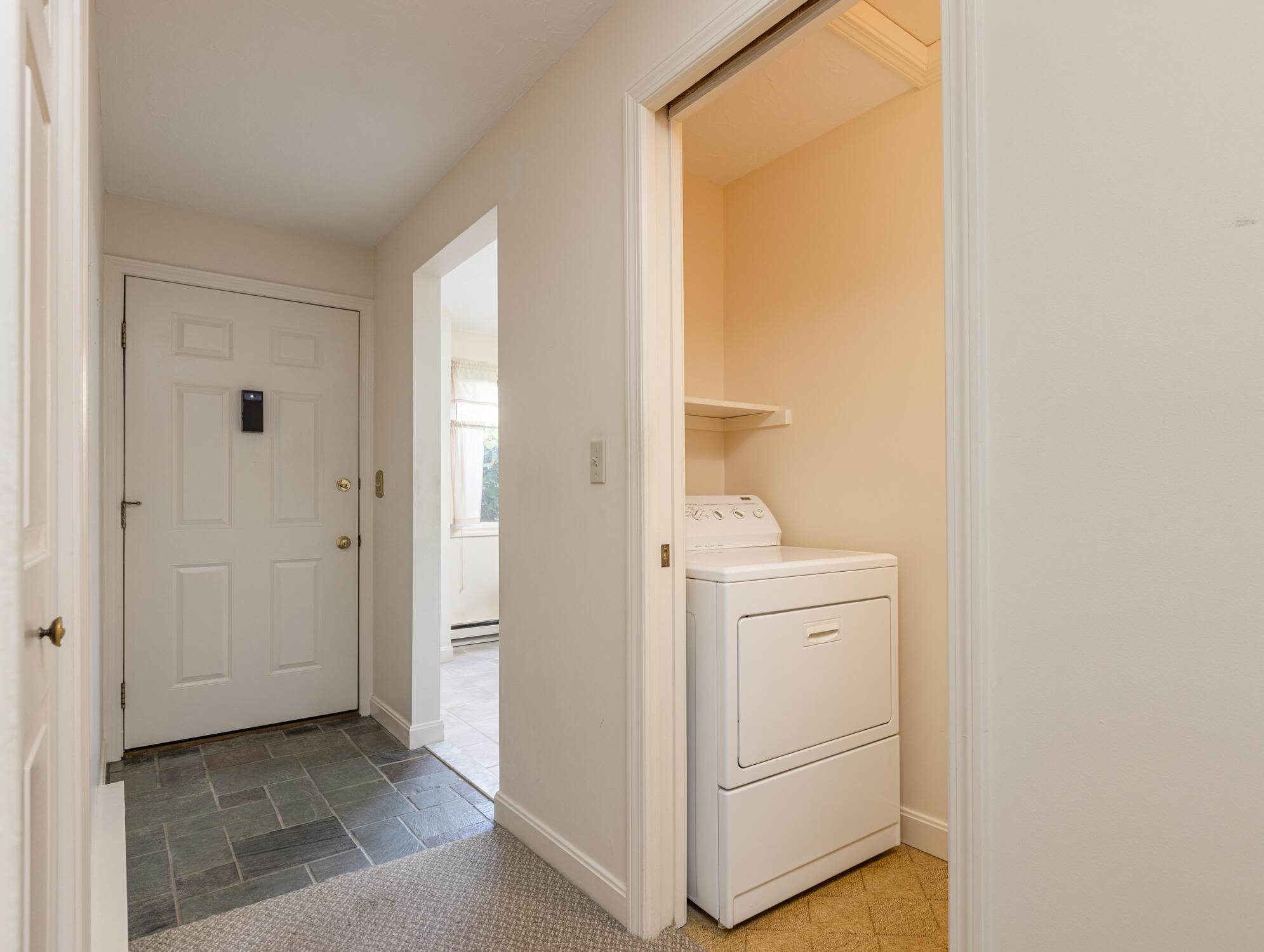 33 Stratton Road, Unit 33 Scarborough, ME 04074 - Photo 13 of 25 33 Stratton Rd._012