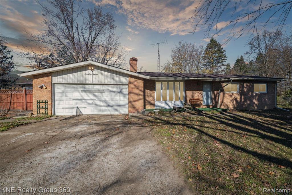 9118 Calkins Road Flint, MI 48532 - Photo 1 of 40