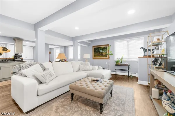 $589,000 | 128 East Main Street, Lebanon, NJ 08833