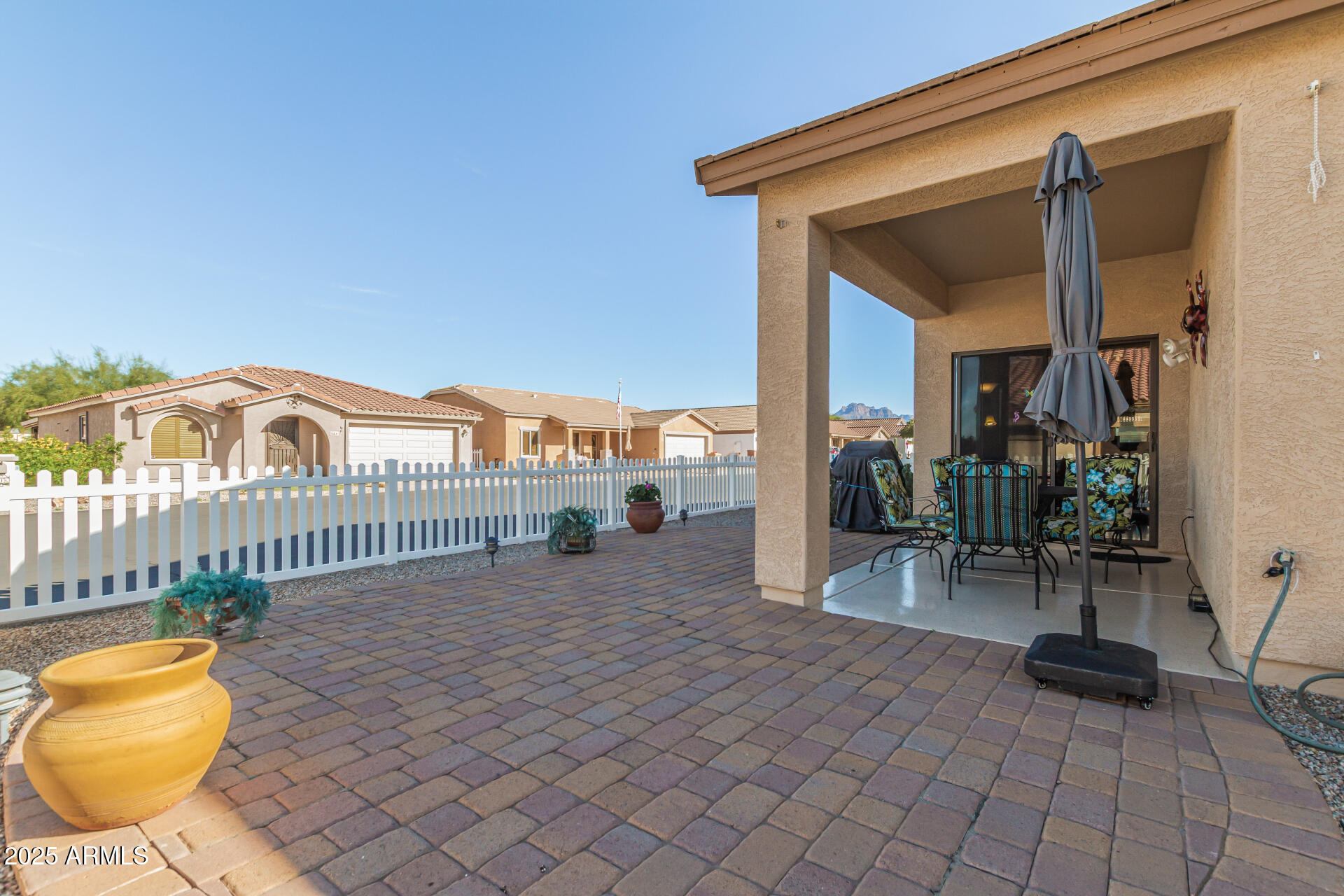 2101 South Meridian Road, Unit 225 Apache Junction, AZ 85120 - Photo 25 of 38 25 Backyard