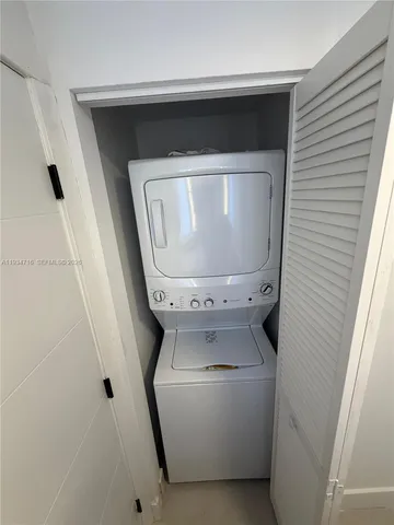 $2,490 | 1547 Northwest 2nd Street, Unit 105, Miami, FL 33125