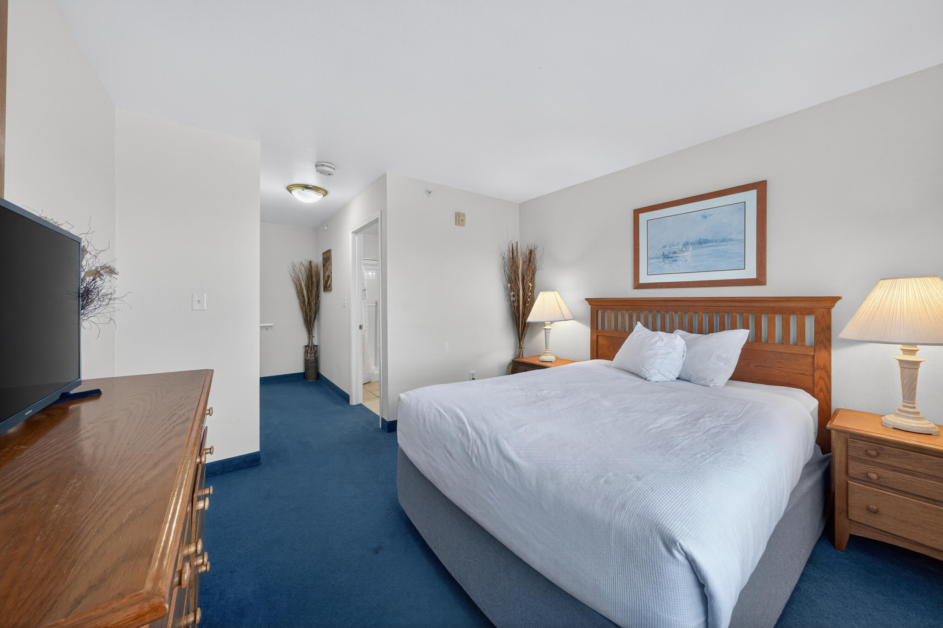 1505 South Shore Drive, Unit 327 Delavan, WI 53115 - Photo 11 of 20 Upstairs Bedroom