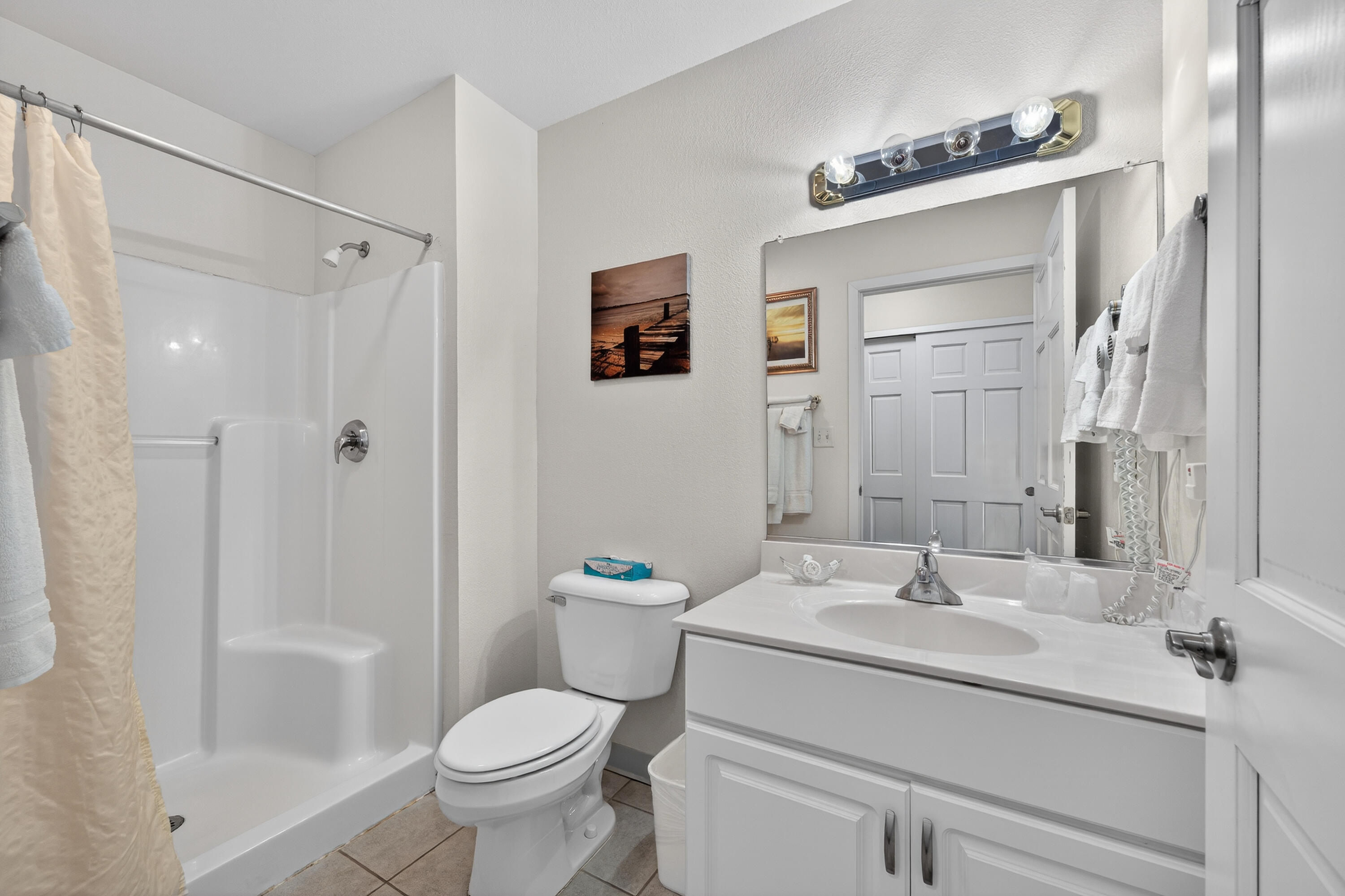 1505 South Shore Drive, Unit 327 Delavan, WI 53115 - Photo 12 of 20 Upstairs Bathroom