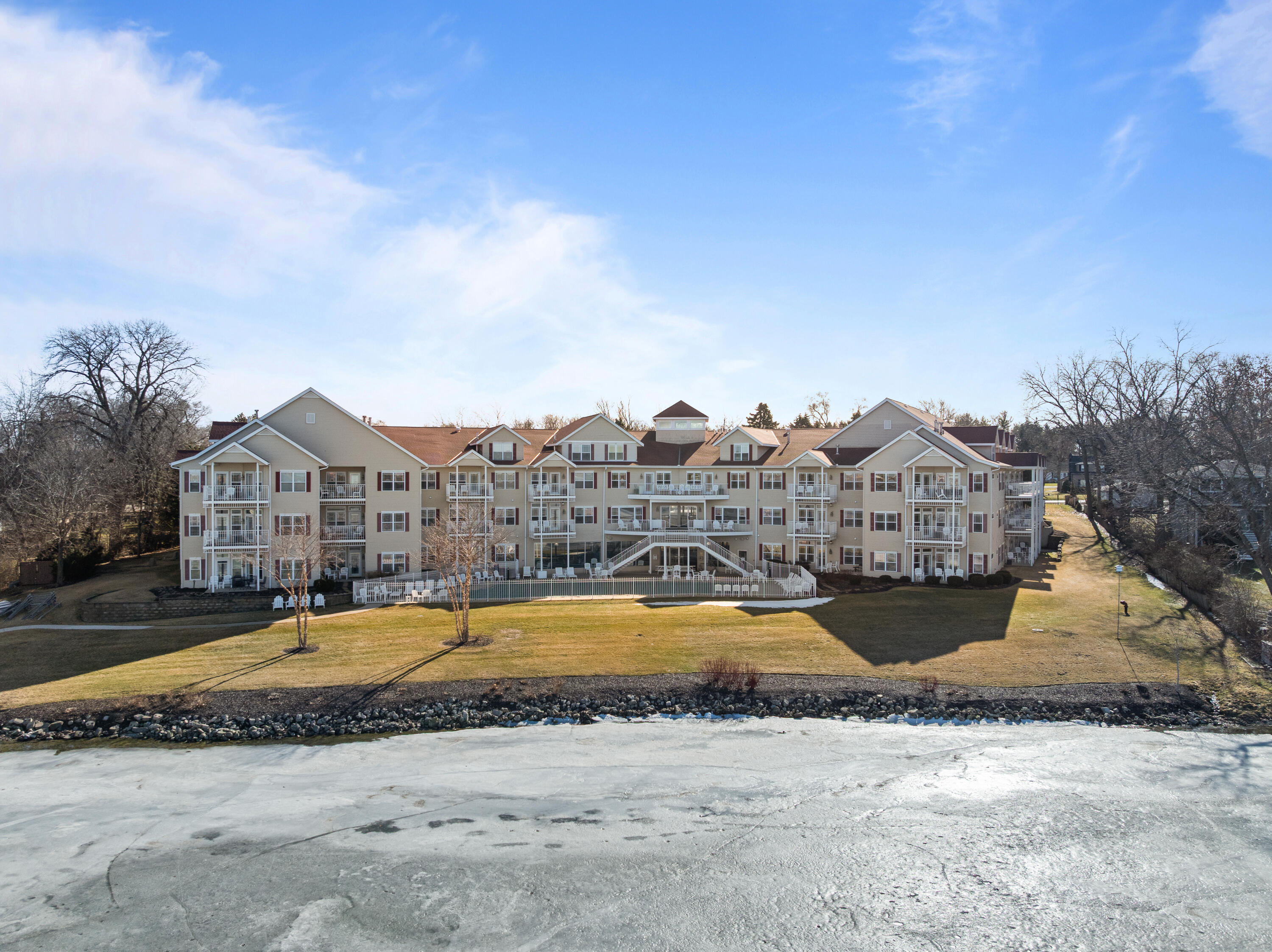 1505 South Shore Drive, Unit 327 Delavan, WI 53115 - Photo 19 of 20 Drone