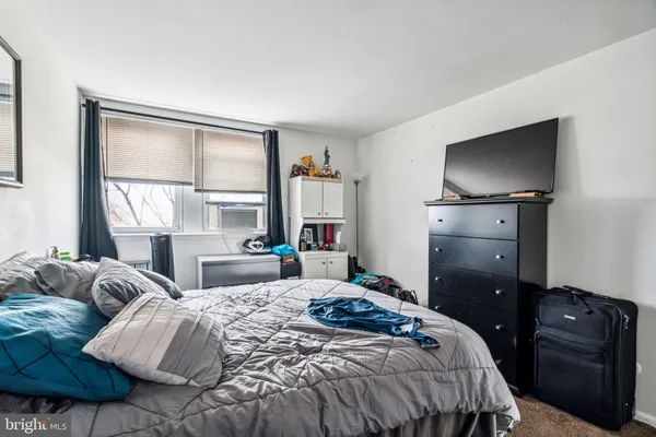 $375,000 | 10203 East Keswick Road, Philadelphia, PA 19114