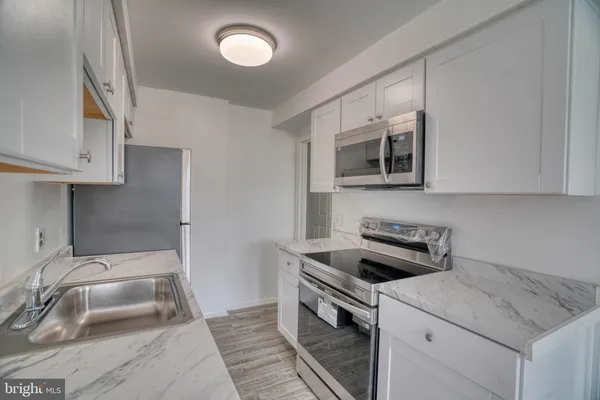 $375,000 | 10203 East Keswick Road, Philadelphia, PA 19114