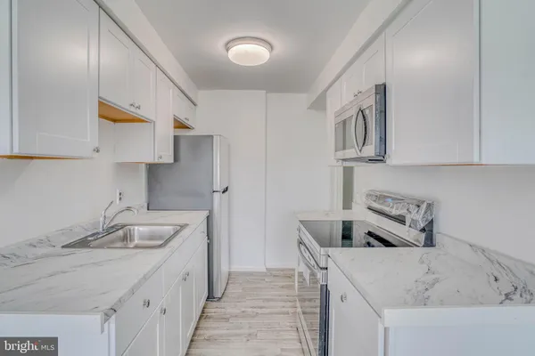 $375,000 | 10203 East Keswick Road, Philadelphia, PA 19114