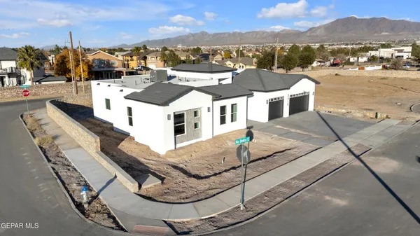 $634,900 | 5612 Rio Bonito Circle, El Paso, TX 79932