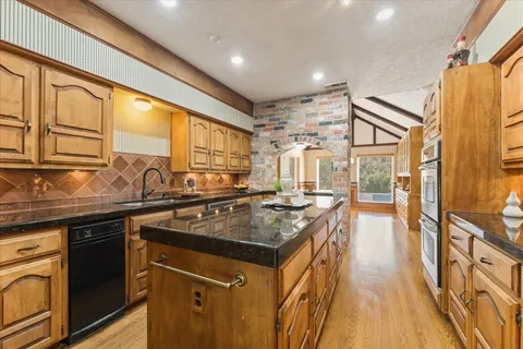 $775,000 | 29710 Running Deer Lane, Tomball, TX 77375