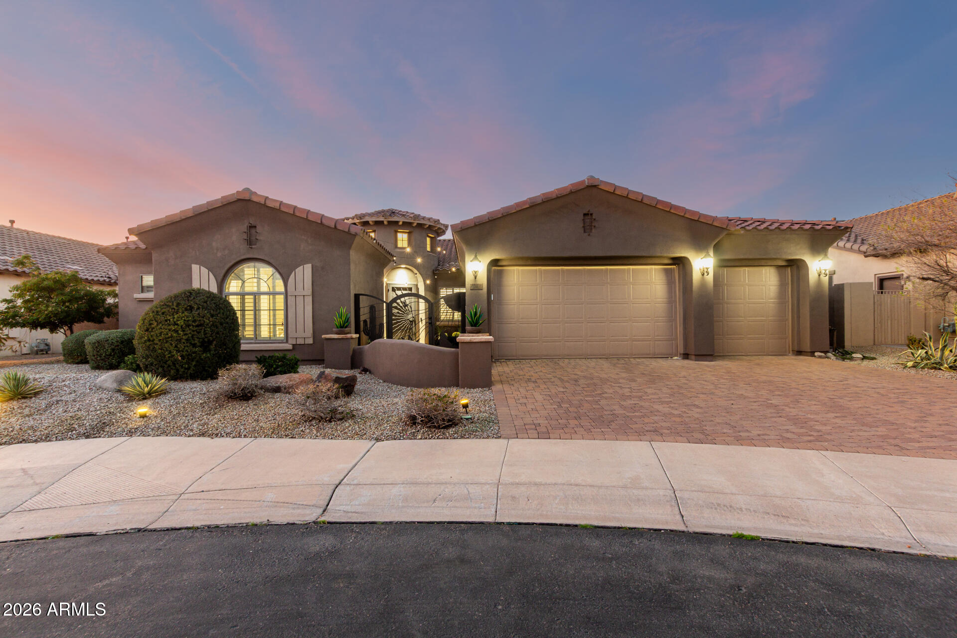 18186 West Narramore Road Goodyear, AZ 85338 - Photo 2 of 38