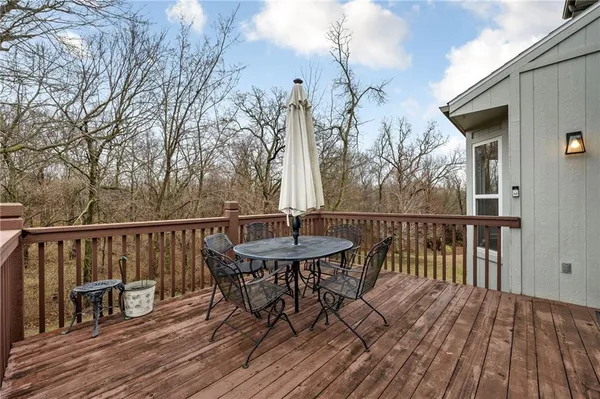 $399,000 | 203 Fairway Drive, Warrensburg, MO 64093