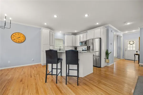 $399,000 | 203 Fairway Drive, Warrensburg, MO 64093