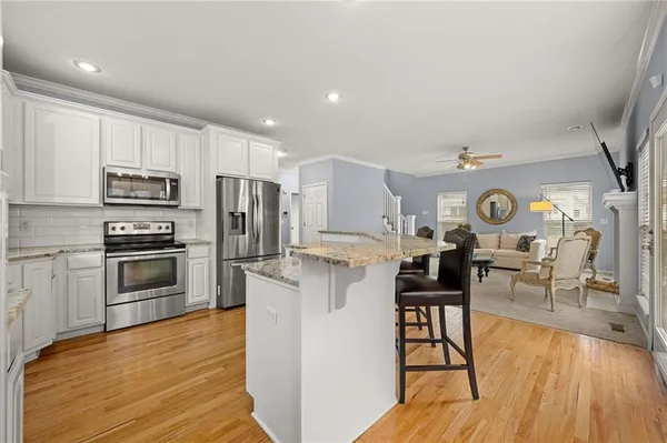 $399,000 | 203 Fairway Drive, Warrensburg, MO 64093