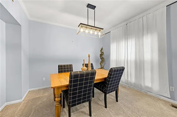 $399,000 | 203 Fairway Drive, Warrensburg, MO 64093