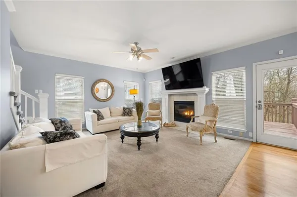 $399,000 | 203 Fairway Drive, Warrensburg, MO 64093