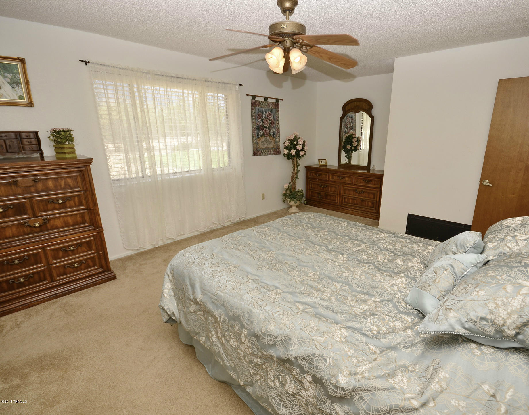 5454 East Edwin Road Tucson, AZ 85739 - Photo 8 of 31 Gallery Image 8