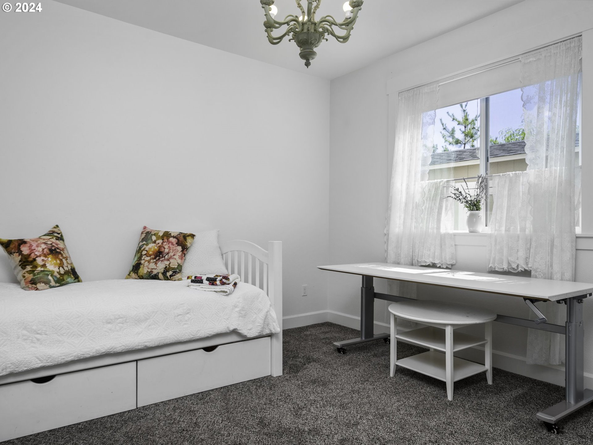 1638 Centennial Drive Silverton, OR 97381 - Photo 25 of 48