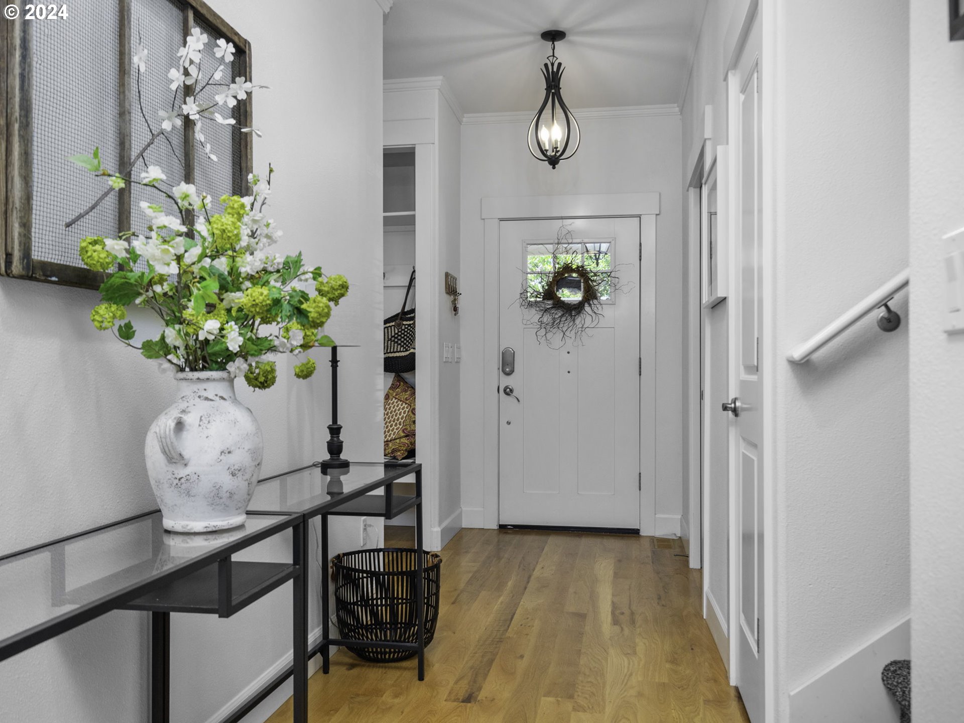 1638 Centennial Drive Silverton, OR 97381 - Photo 6 of 48