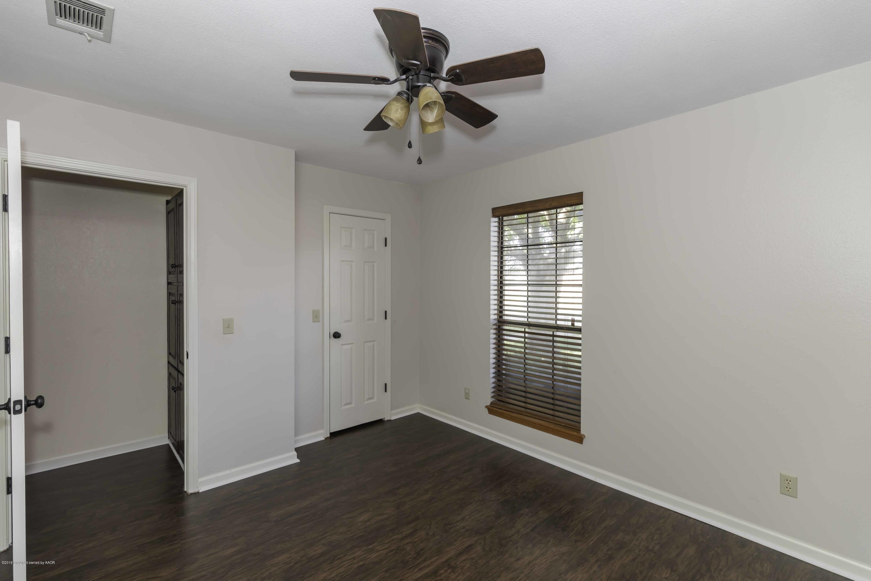 8009 Arbor Street Amarillo, TX 79110 - Photo 18 of 31 BEDROOM 2 VIEW 2