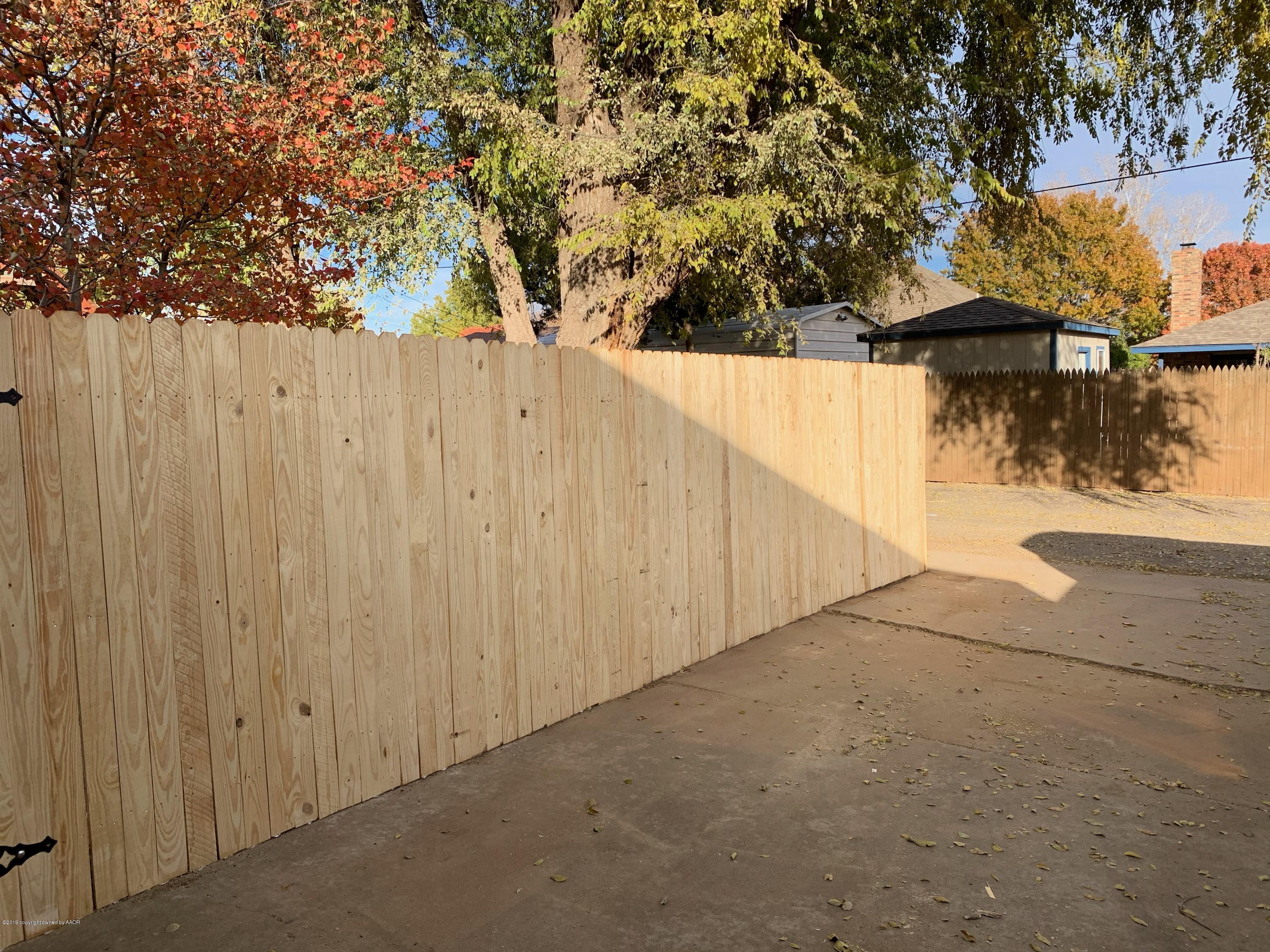 8009 Arbor Street Amarillo, TX 79110 - Photo 30 of 31 Fence 1
