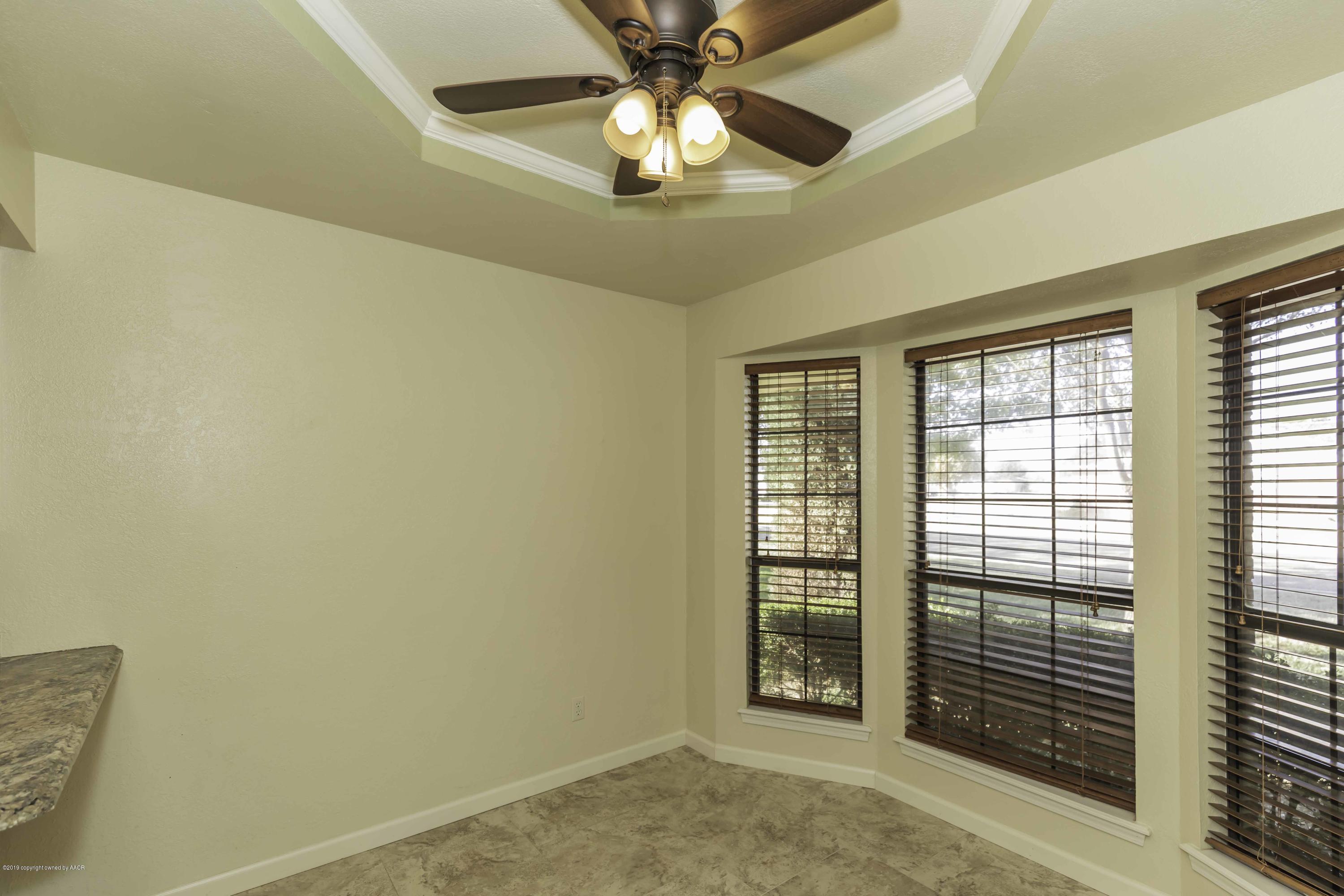 8009 Arbor Street Amarillo, TX 79110 - Photo 7 of 31 DINING VIEW 1