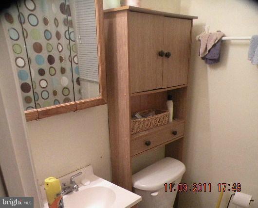 1513 First Street Southwest Washington, DC 20024 - Photo 2 of 18 Bath