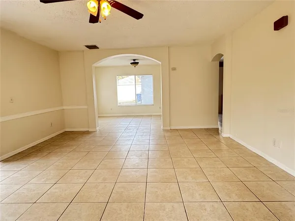 $1,990 | 13526 Prestwick Drive, Riverview, FL 33579