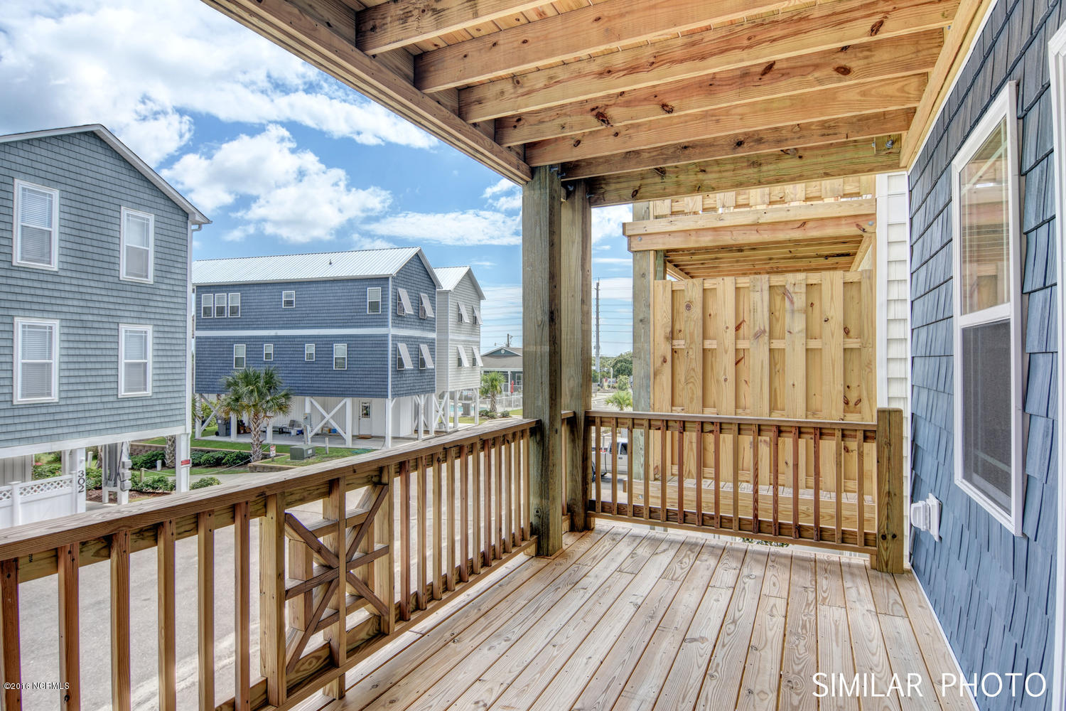 201 Dolphin & Shell Road, Unit A Surf City, NC 28445 - Photo 22 of 24 309 Vista Court Surf City NC-large-022-7