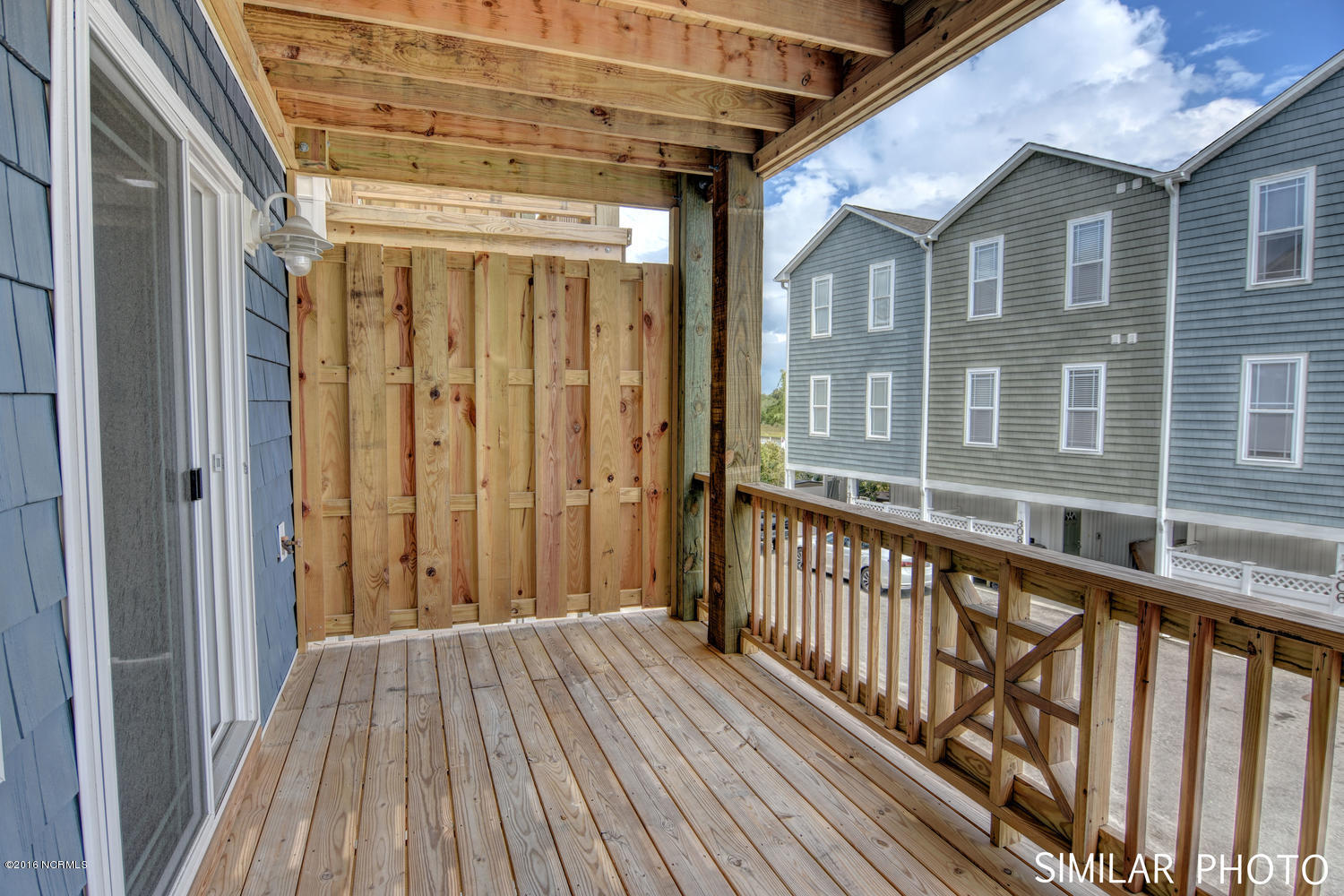201 Dolphin & Shell Road, Unit A Surf City, NC 28445 - Photo 23 of 24 309 Vista Court Surf City NC-large-023-2