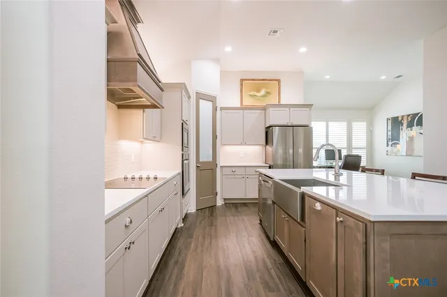 $459,900 | 113 Persimmon Court, Victoria, TX 77904