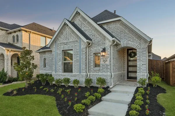 $395,000 | 2825 Chester Drive, Celina, TX 75009