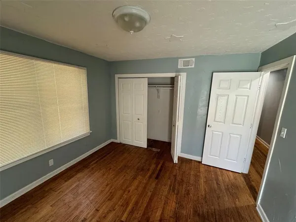 $1,500 | 5000 Jerri Lane, Haltom City, TX 76117