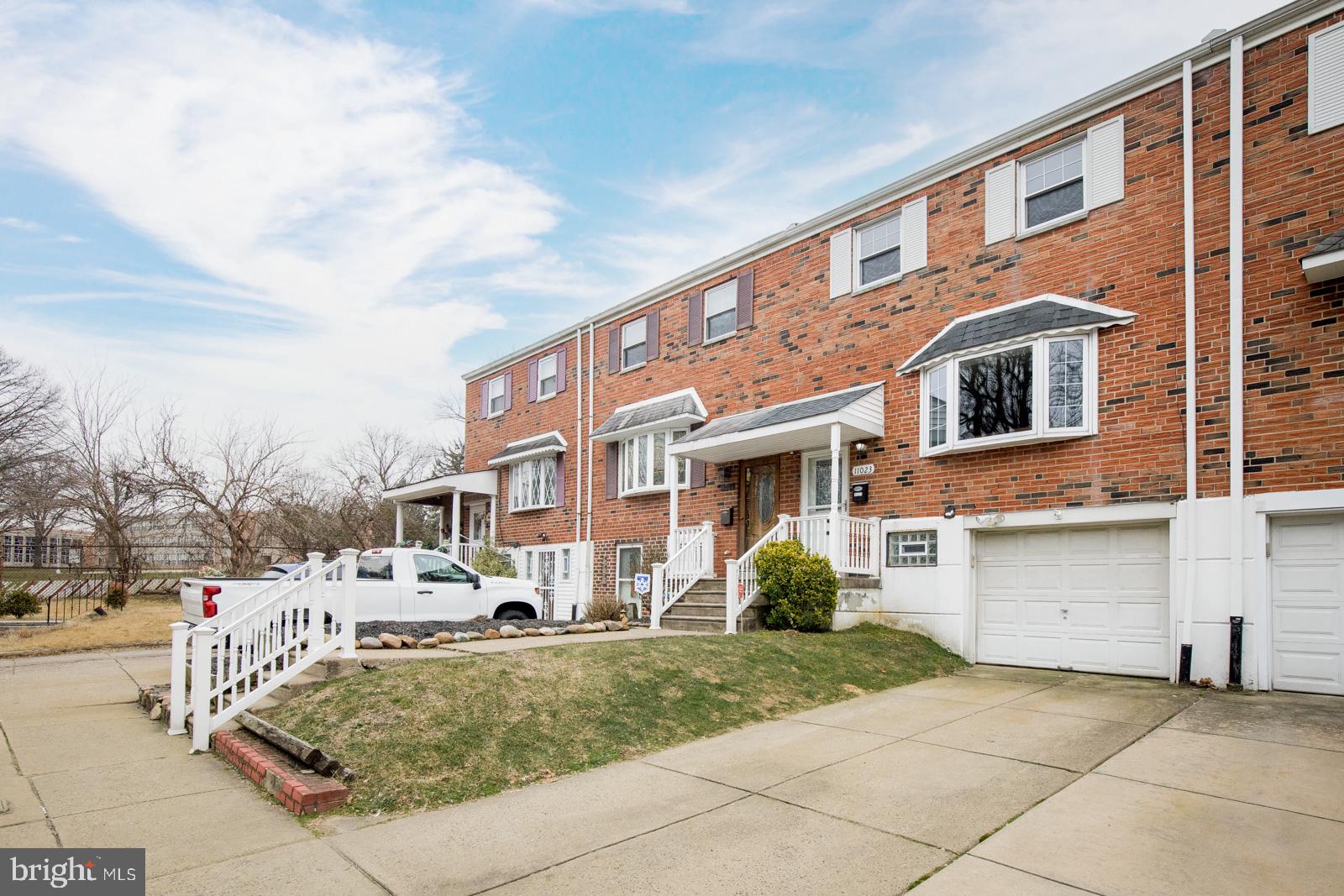 11023 Academy Road Philadelphia, PA 19154 - Photo 2 of 34 Gallery Image 2