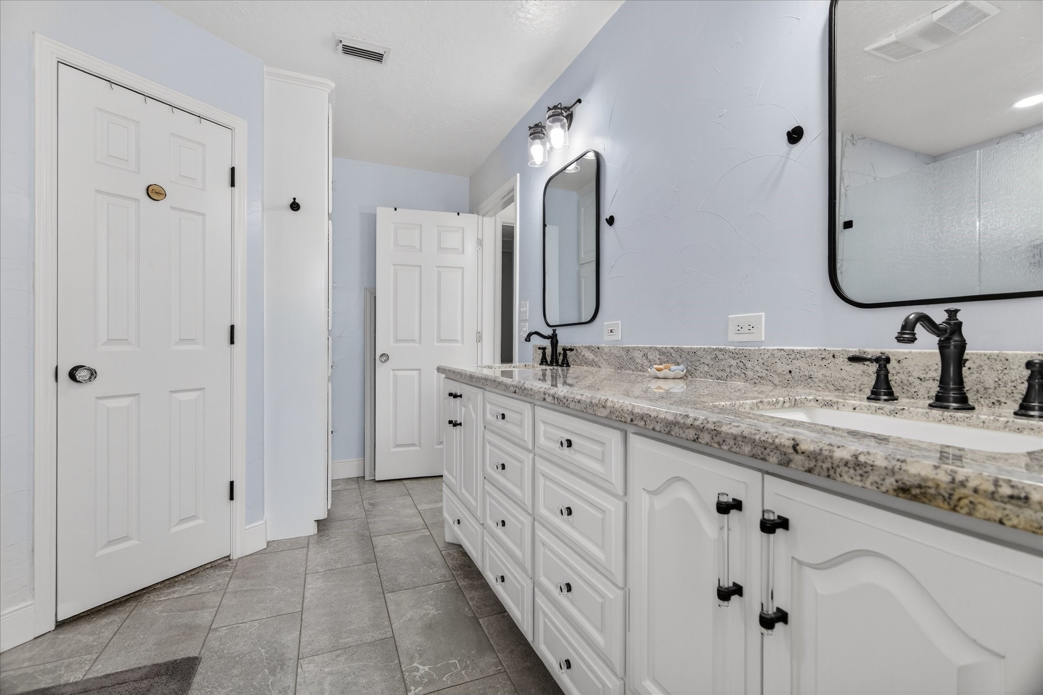 159 County Road 611A Angleton, TX 77515 - Photo 16 of 40