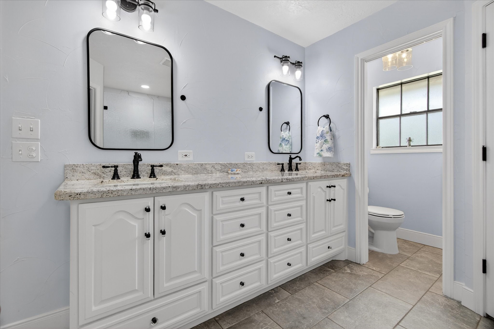 159 County Road 611A Angleton, TX 77515 - Photo 17 of 40