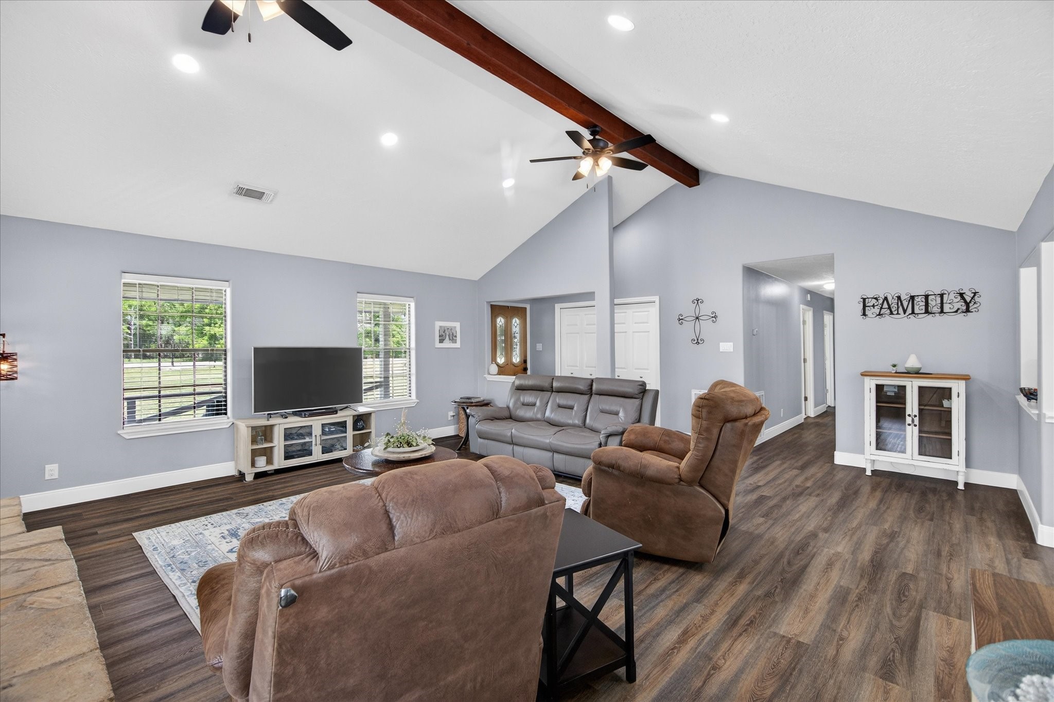 159 County Road 611A Angleton, TX 77515 - Photo 6 of 40