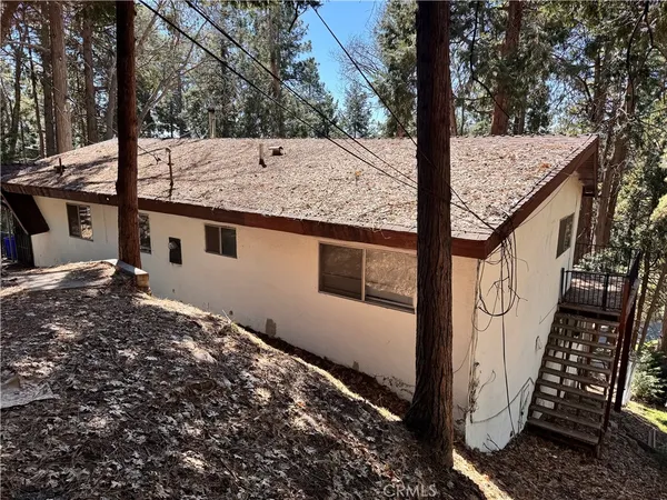$359,000 | 25286 N Road, Twin Peaks, CA 92391